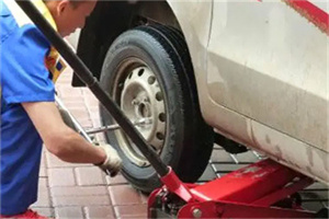 山阳镇附近拖车24小时服务热线电话