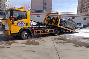 山阳镇救援拖车费用怎么算